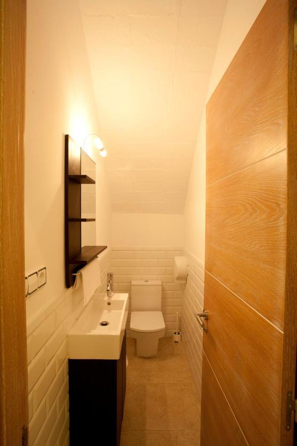 Coroleu House Barcelona Hostel Room photo