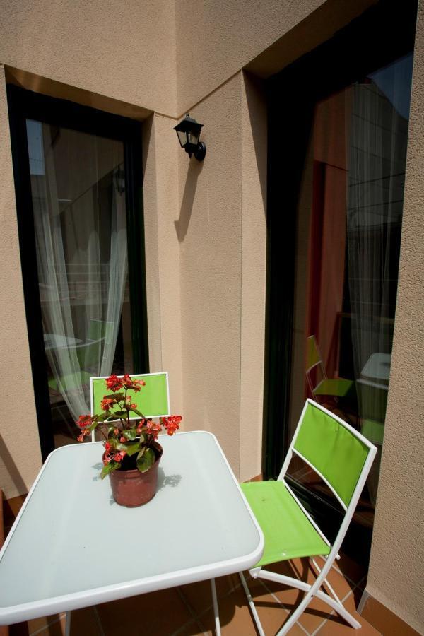 Coroleu House Barcelona Hostel Room photo